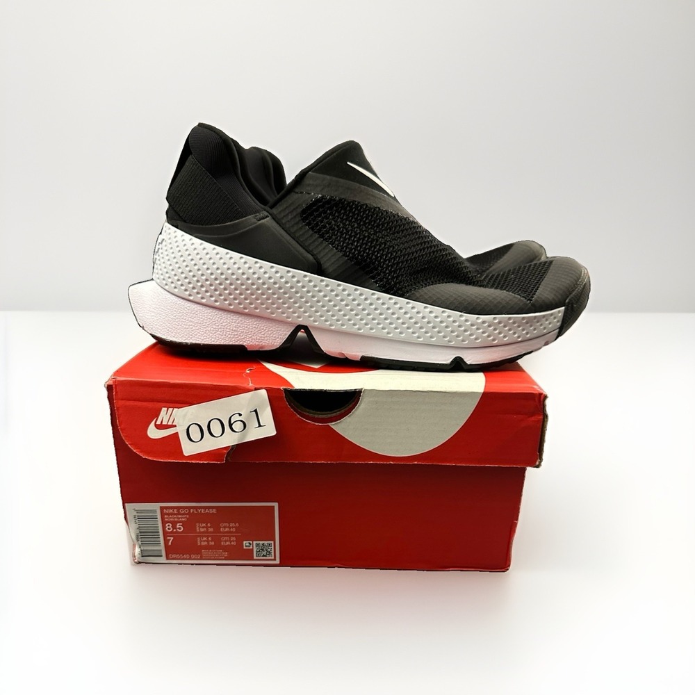 Size 8.5 - Nike GO FlyEase Black White W